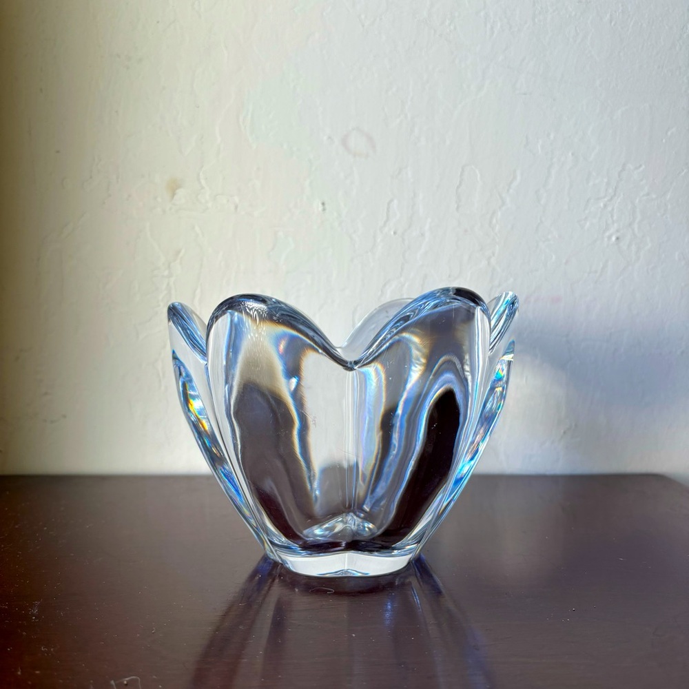 Vintage MIKASA RAMONA Flower Cut Crystal Decorative Flower Vase Arches Heavy 6"